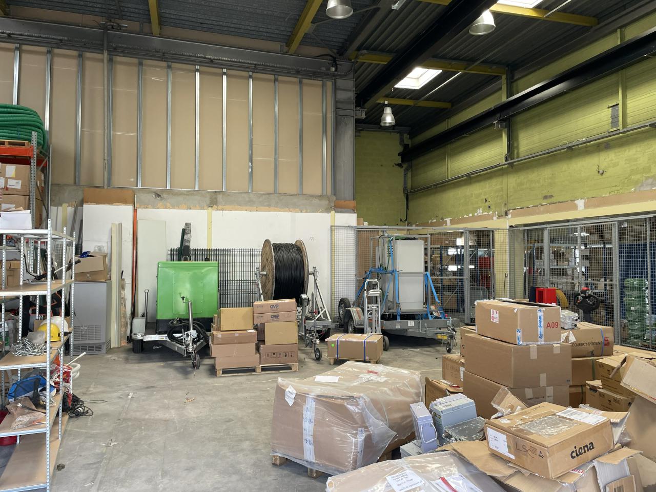Local d'activité Pessac 2550m² Location local d'activité Pessac Gironde OLACT2419696 0